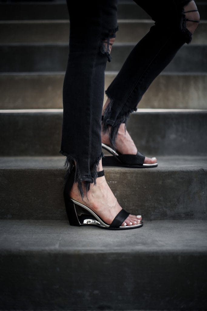 Ruti Black Wedges and ripped jeans