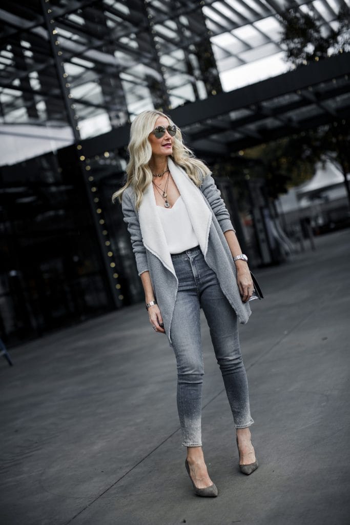 Dallas style blogger wearing Karen Kane Cardigan