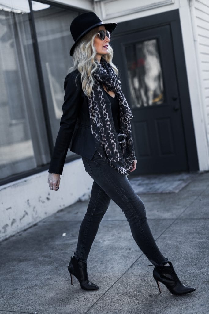 Dallas Fashion blogger wearing Leather blazer and fedora hat 