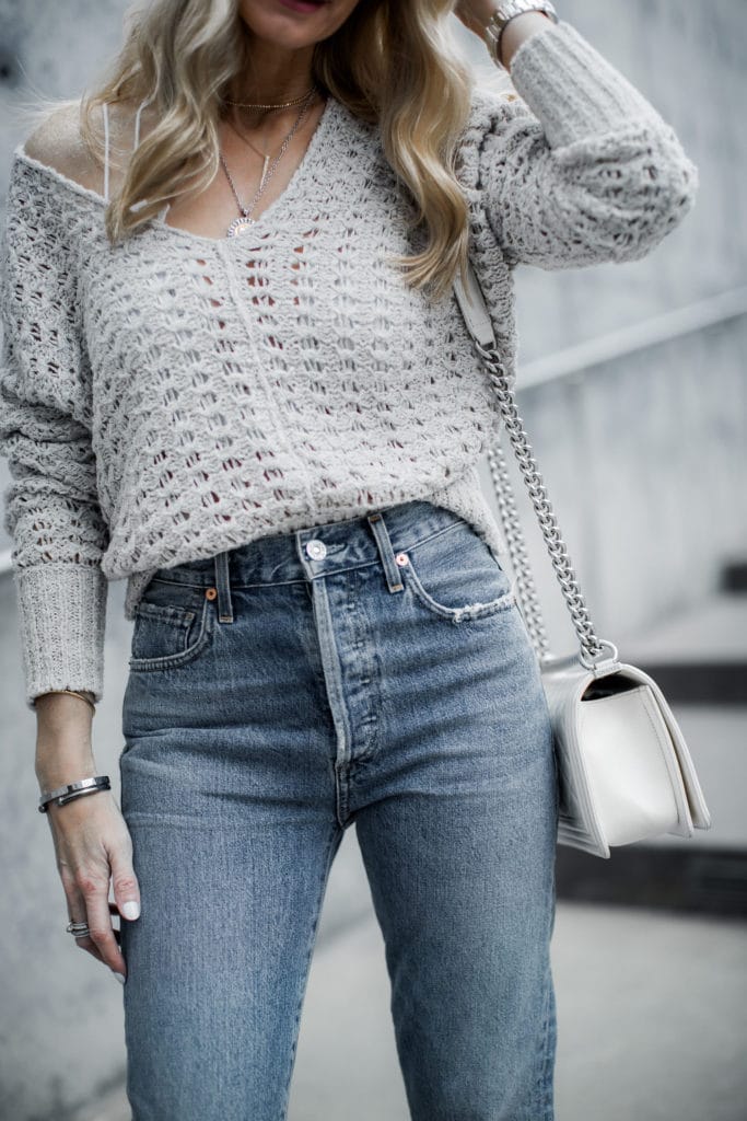 How to wear Mom jeans over age 40