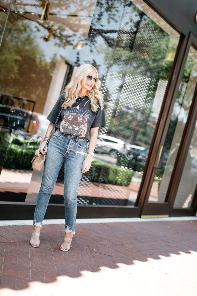 Dallas blogger wearing an Anine Bing graphic tee and Agolde jeans 