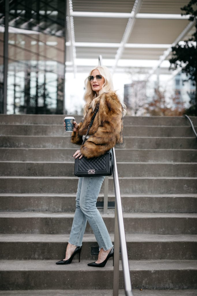 Dallas blogger wearing a Topshop faux fur jacket and Agolde jeans