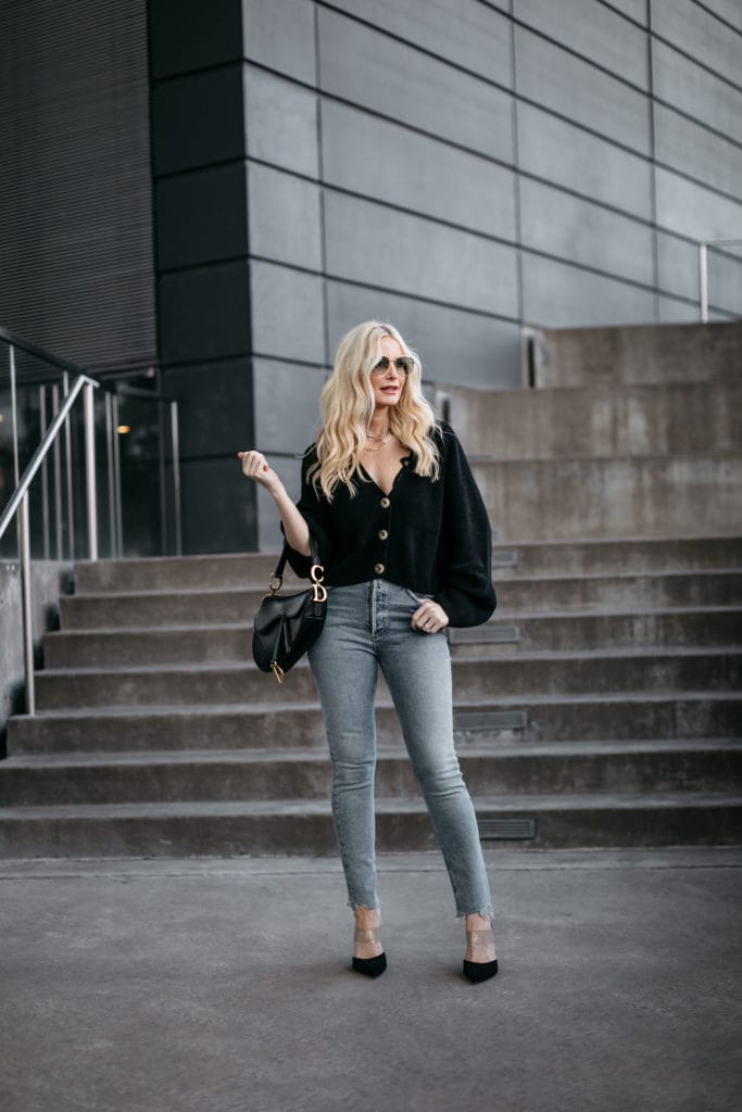 15 Ways To Wear A Cardigan With Crop Pants - Styleoholic