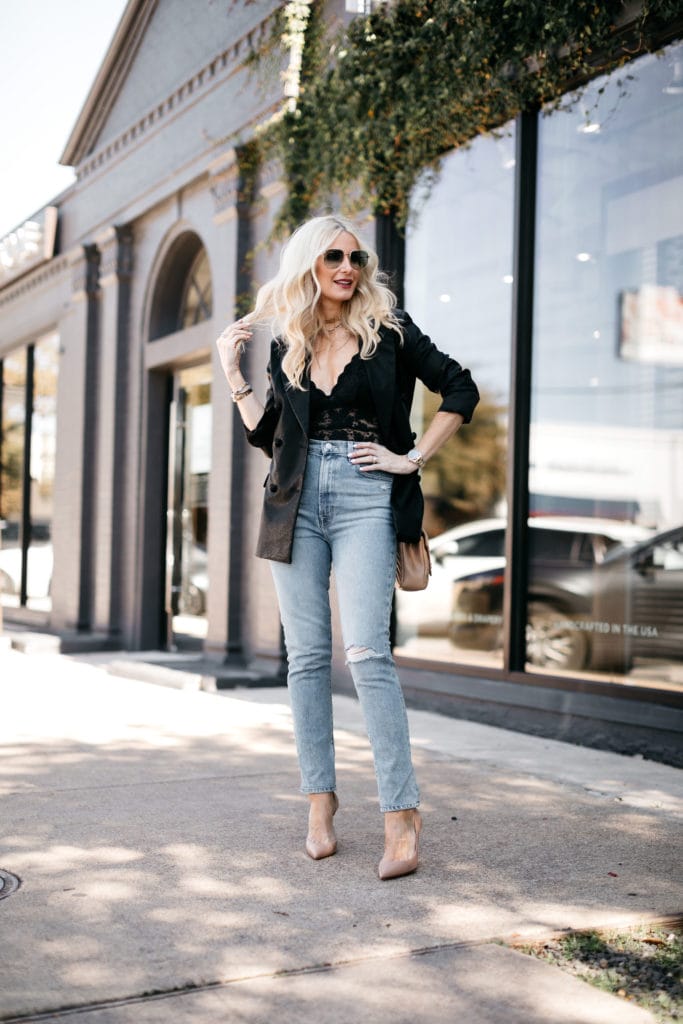 Dallas blogger wearing denim and heels