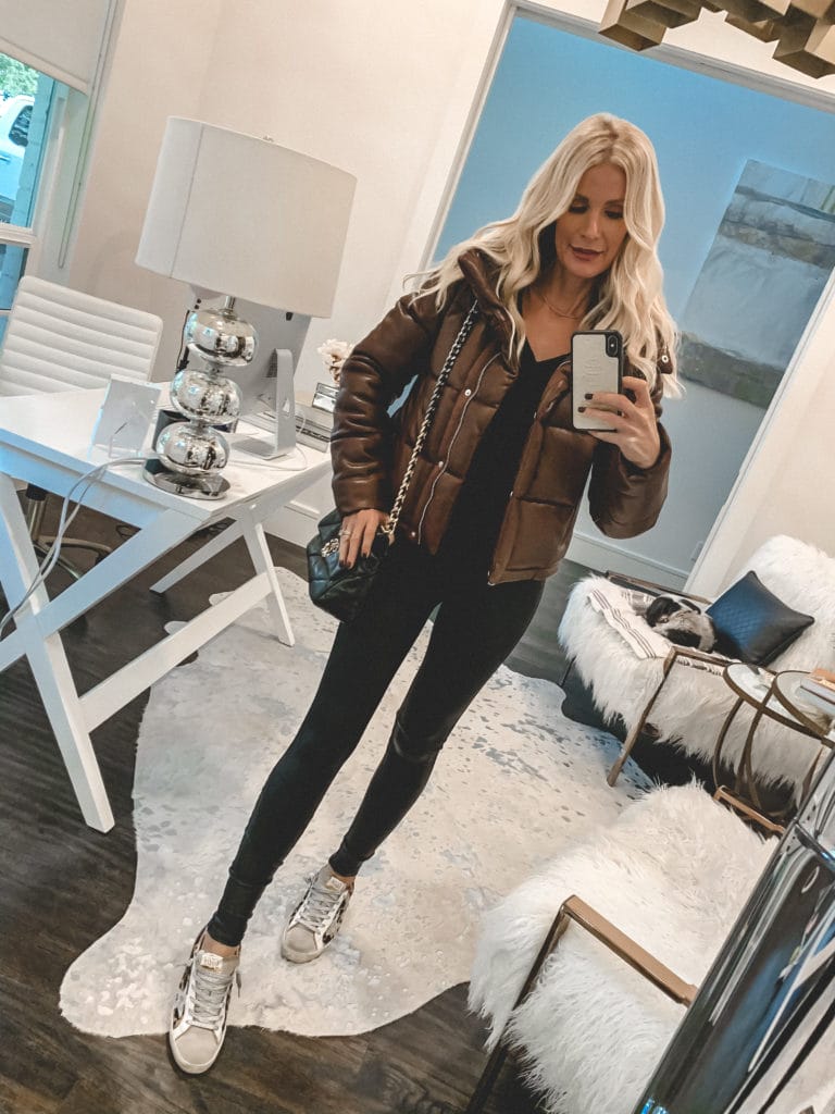 Dallas blogger wearing a brown puffer jacket for fall | essential fall jackets 2020