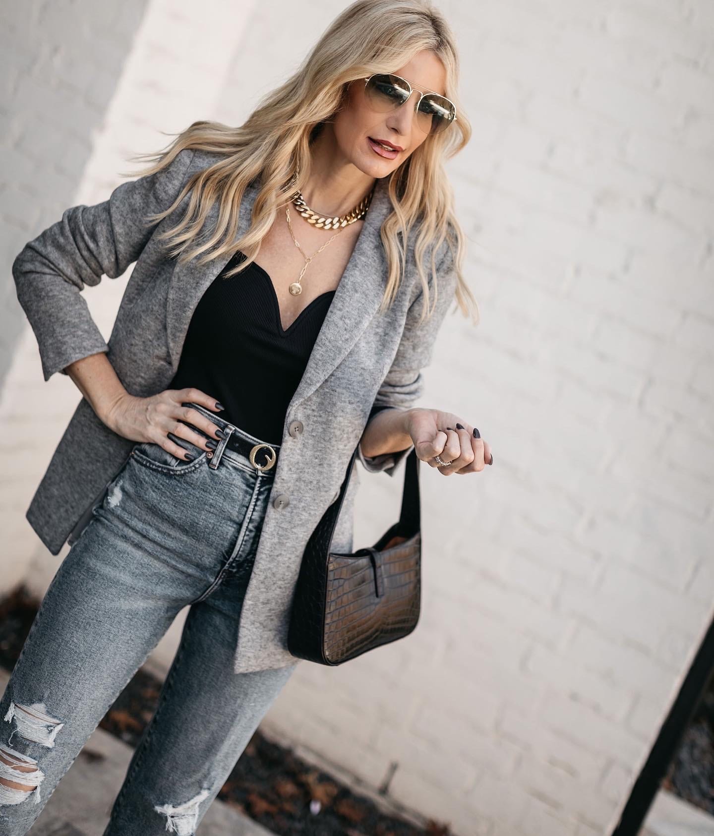 Dallas fashion blogger wearing fabulous under $100 finds