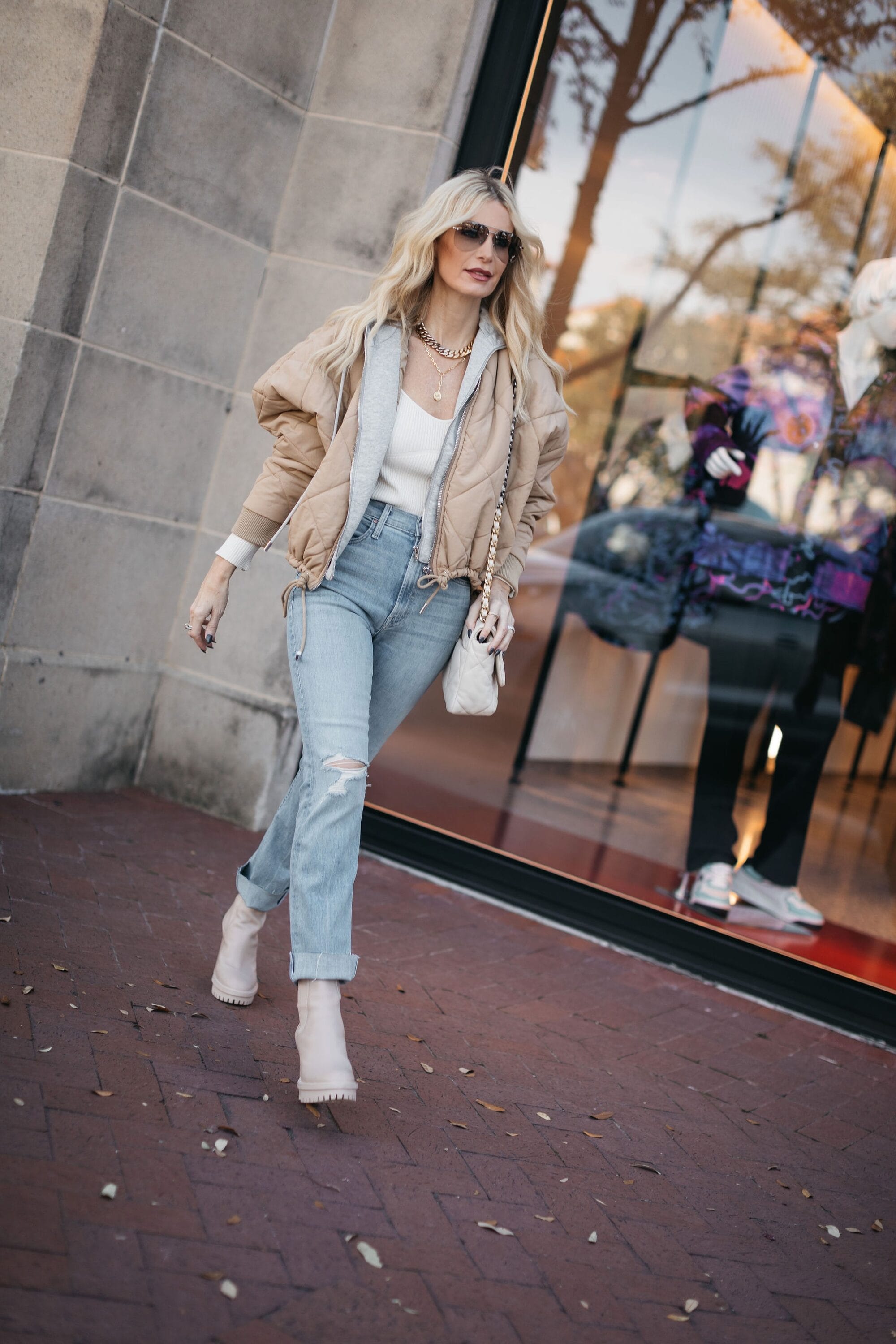 Dallas Fashion blogger wearing 5 winter staples