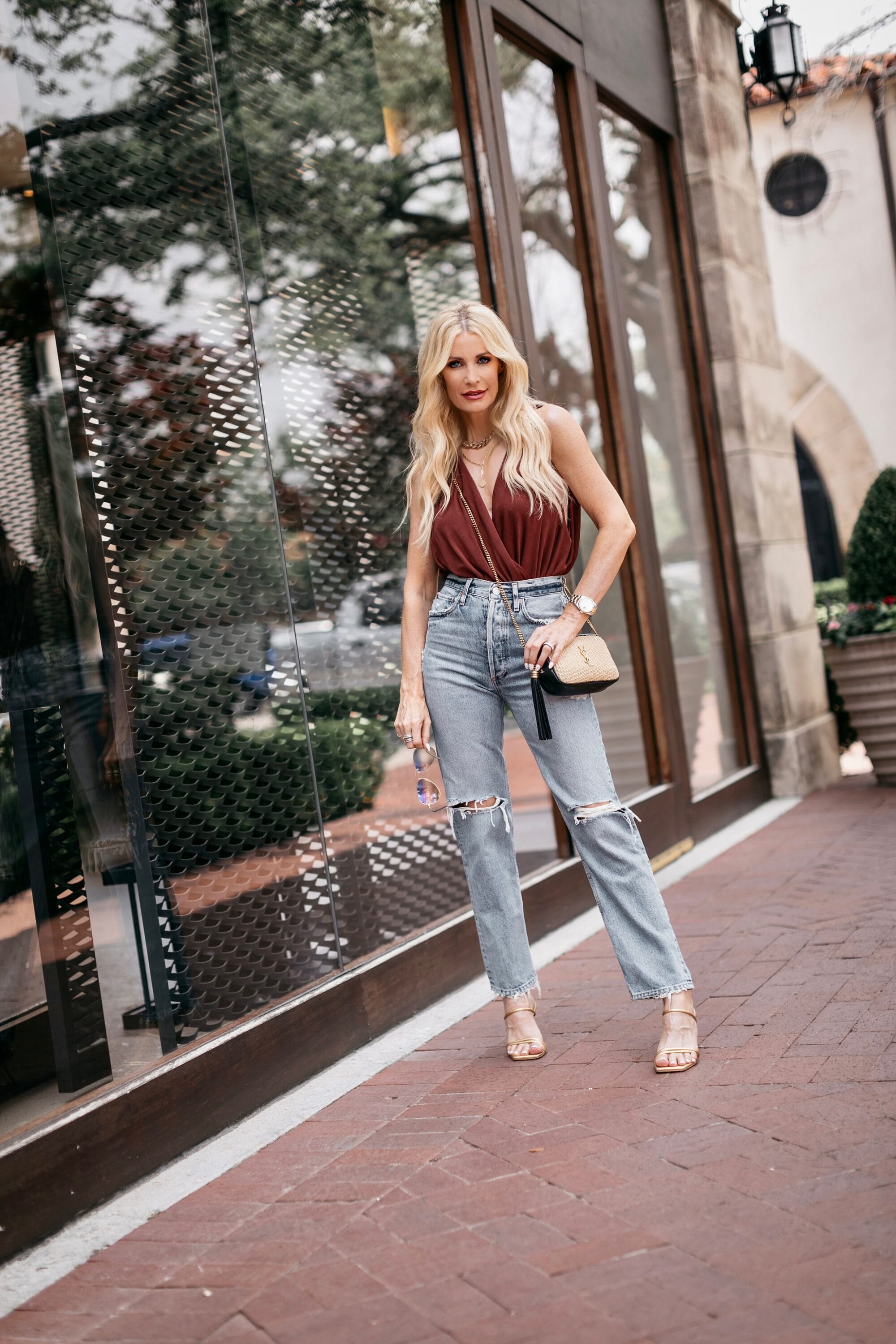 Dallas fashion blogger wearing summertime date night looks