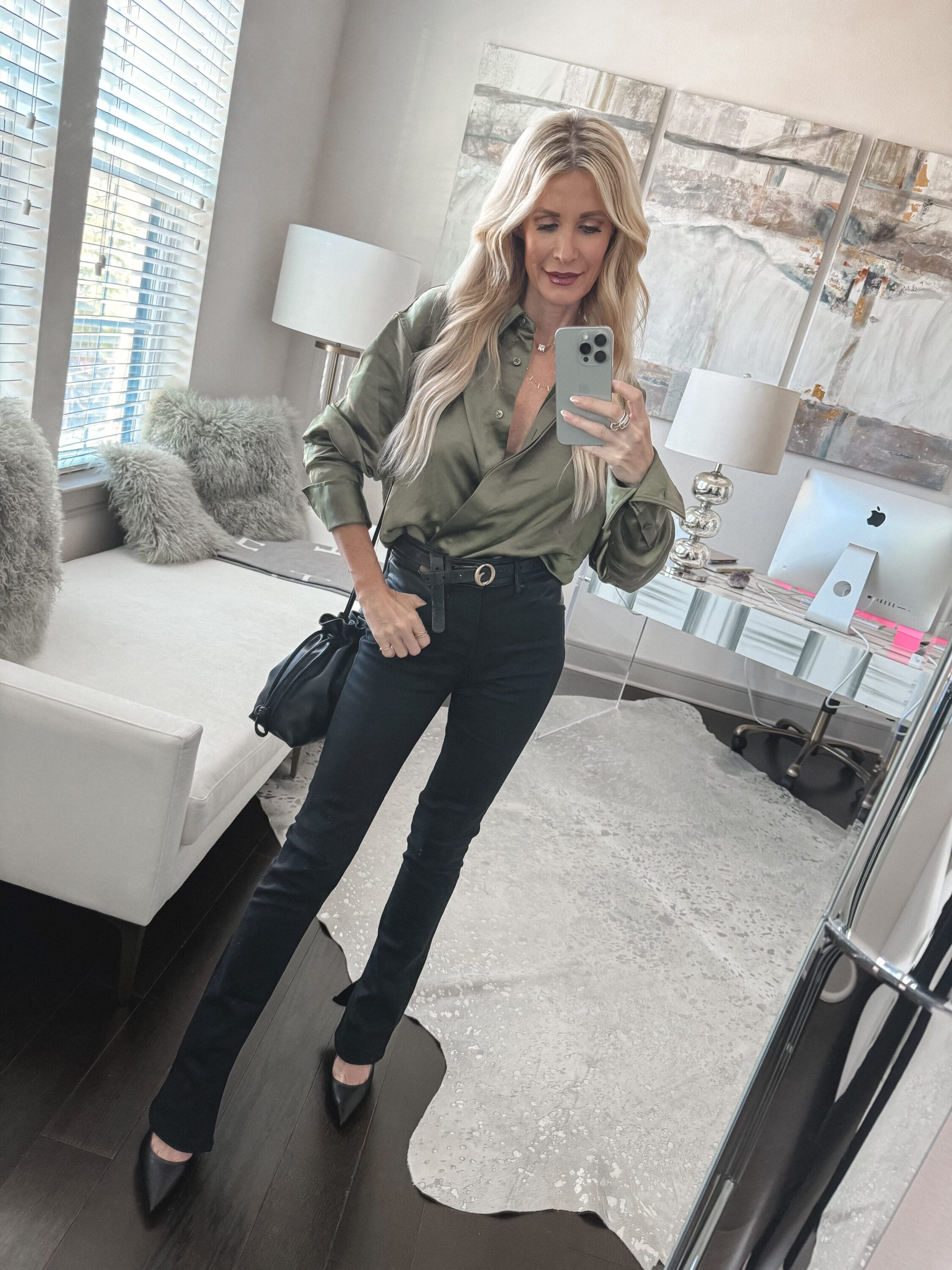5 Ways to Wear Black Jeans in 2024 - So Heather | Dallas Fashion Blogger